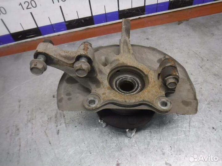 Кулак передний правый Mitsubishi Lancer 10 4A91