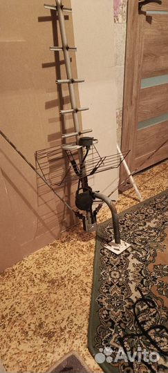 Антенна телевизионная уличная