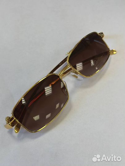 Солнцезащитные очки