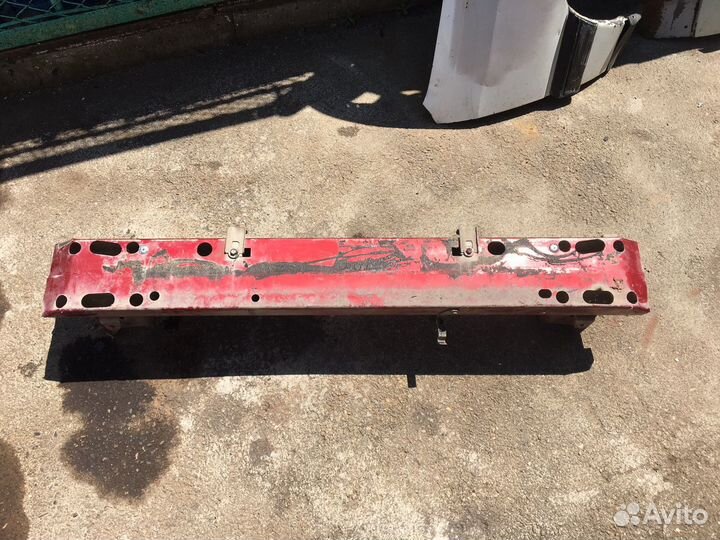 Форд Фокус-1 Американец Усилитель переднего бампер