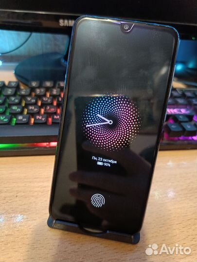 Xiaomi Mi 9 SE, 6/64 ГБ