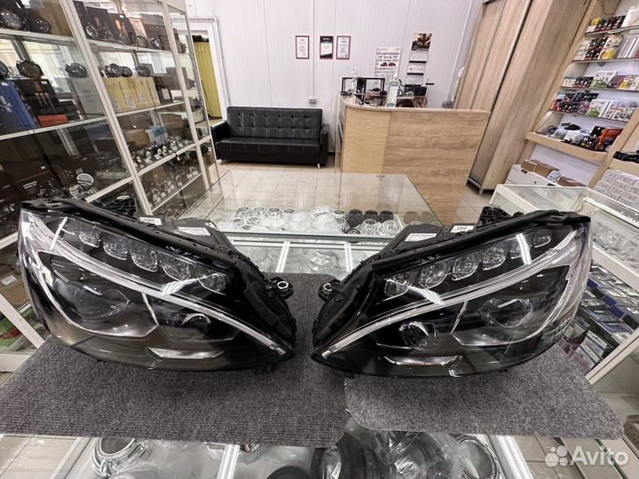 Фара Mersedes w205/c205 оригинал. Левая