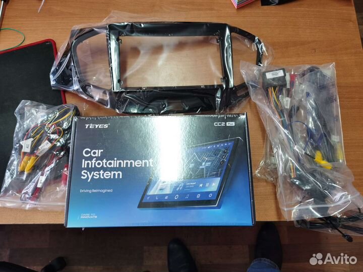 Магнитола Teyes CC2plus 3/32 9.0