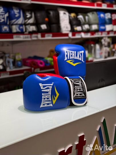 Боксерские перчатки Everlast