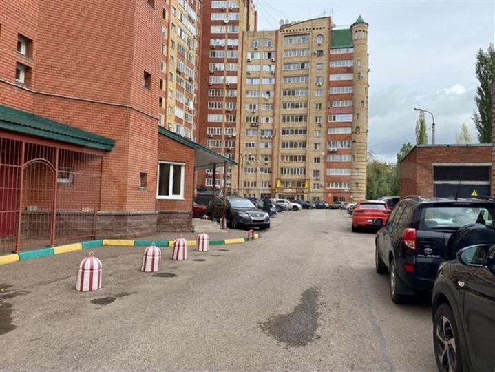 3-к. квартира, 133,6 м², 12/17 эт.