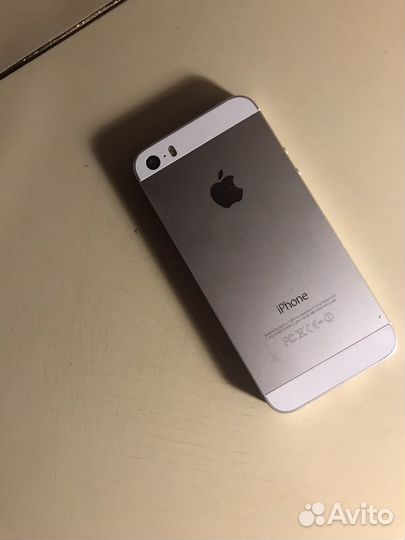 iPhone 5S, 32 ГБ