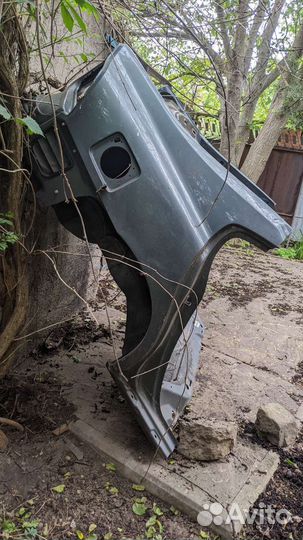 Задняя часть volvo