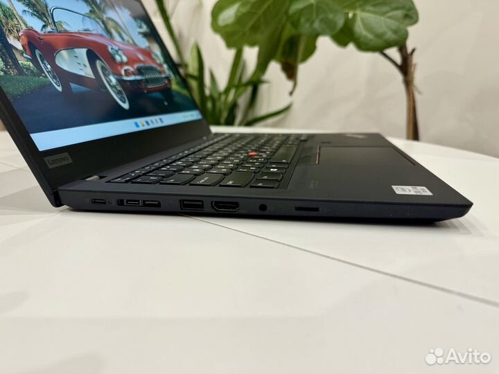 Lenovo Thinkpad T14 Gen 1 i7/16/256