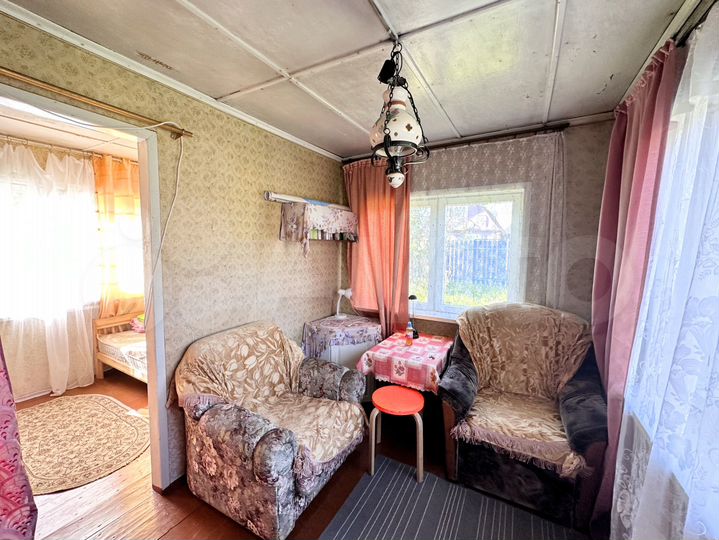 Дом 36 м² на участке 6 сот.