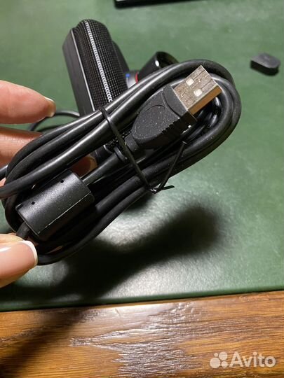 Веб-камера Logitech с микрофонами