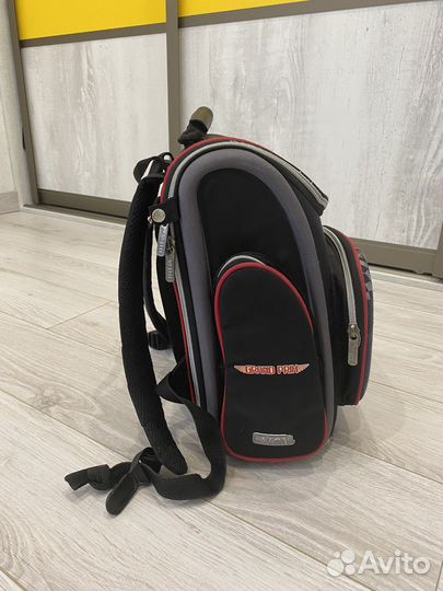 Легкий вместительный Портфель школьный