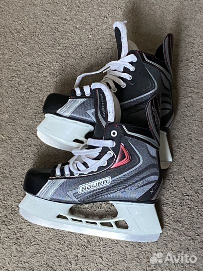 Коньки хоккейные Bauer Vapor x30