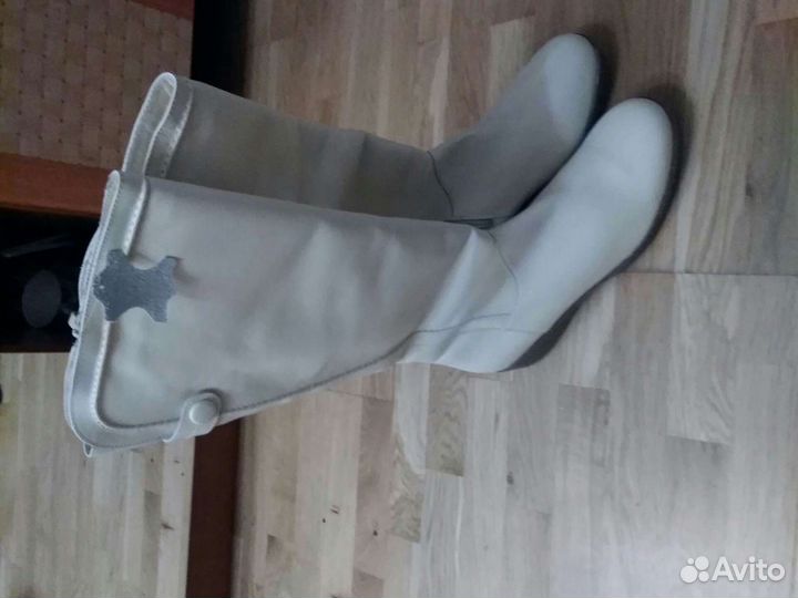 Сапожки женские