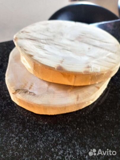 Подставка из дерева