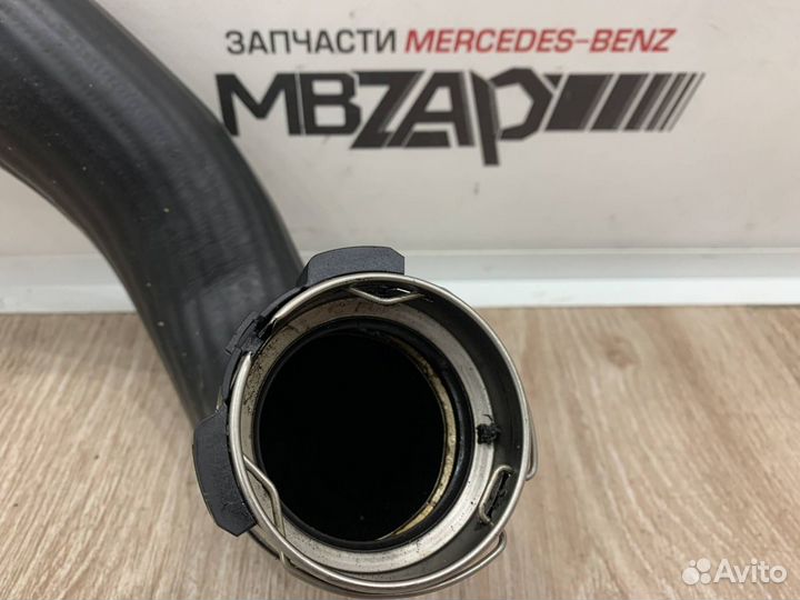 Патрубок интеркулера правый Mercedes w204 C 204