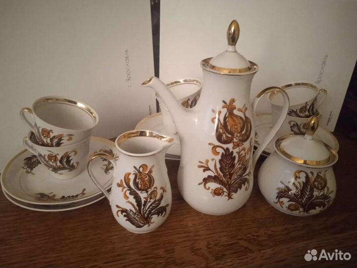 Фарфоровый кофейный сервиз Рига