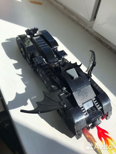 Лего Бэтмобиль