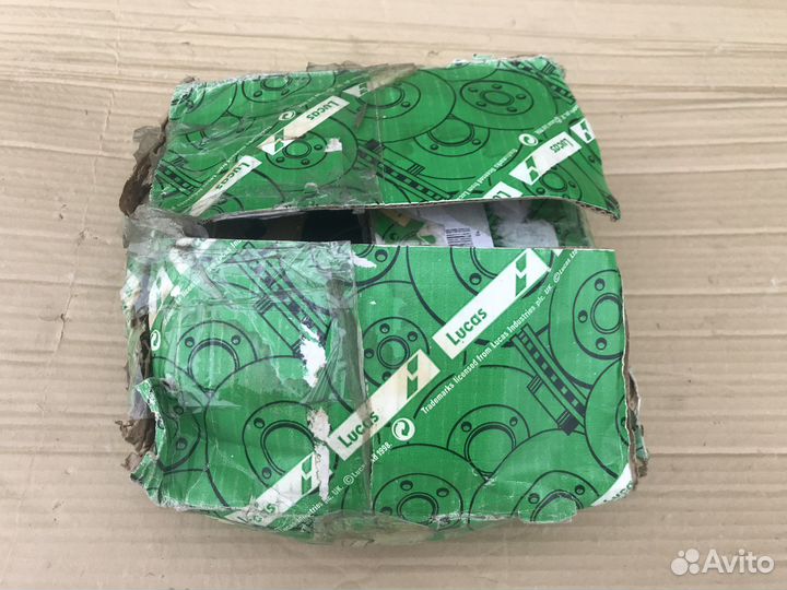 Передние тормозные диски Nissan Primera P10