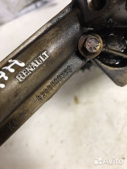 Масляный насос Renault Megane 2