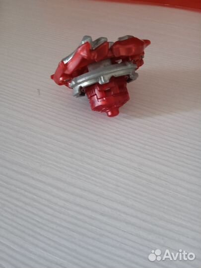 Волчок бейблейд