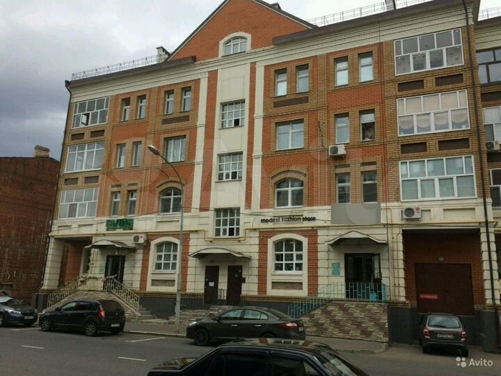 2-к. квартира, 75 м², 2/4 эт.