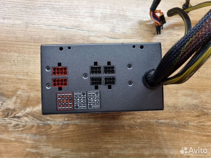 Блок питания 700 w ocz модульный