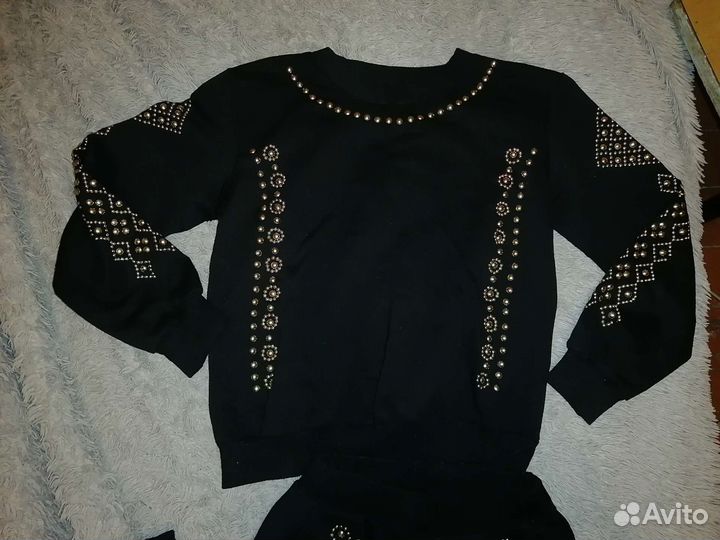 Спортивный костюм