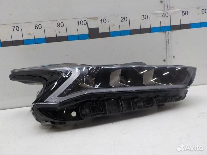 Фара правая Kia K5