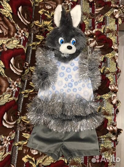 Новогодний костюм зайчик
