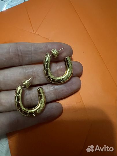 Серьги balenciaga