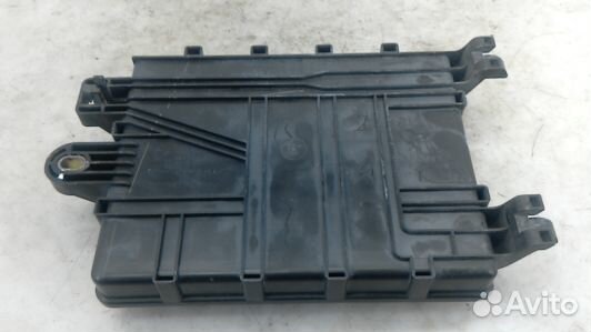 Блок предохранителей cadillac SRX 2 (72F02M101)