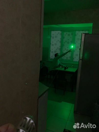 Мощный зелёный лазер. Лазерная указка. 20км дально