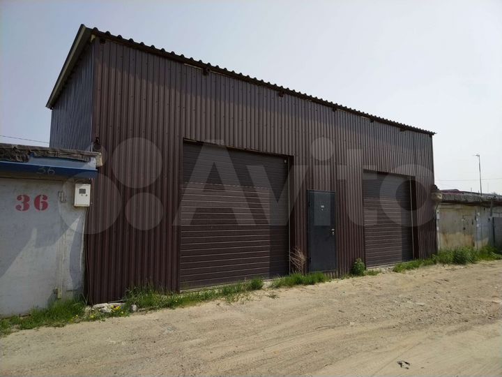 Гараж, > 30 м²