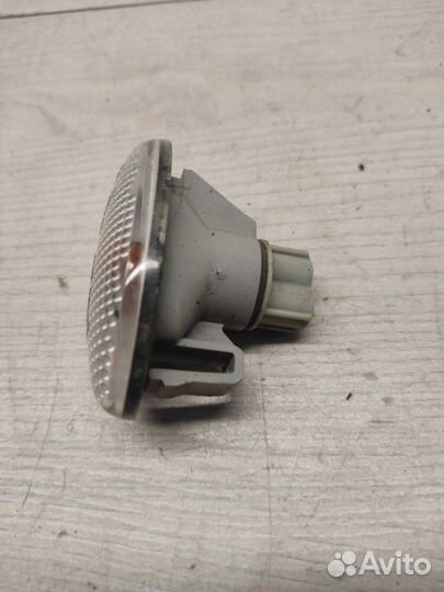 Поворотник в крыле Mercedes Vito W639 ом646 2006