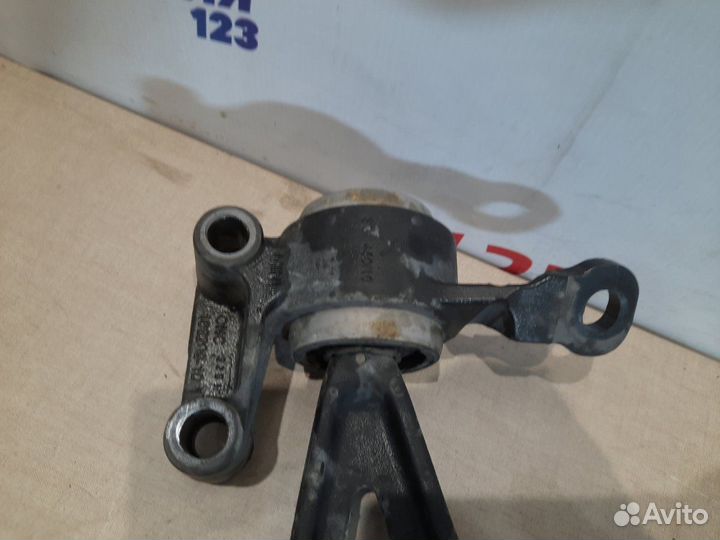 Рычаг подвески нижний передний правый Mini