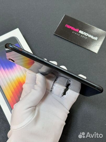 iPhone SE (2022), 128 ГБ