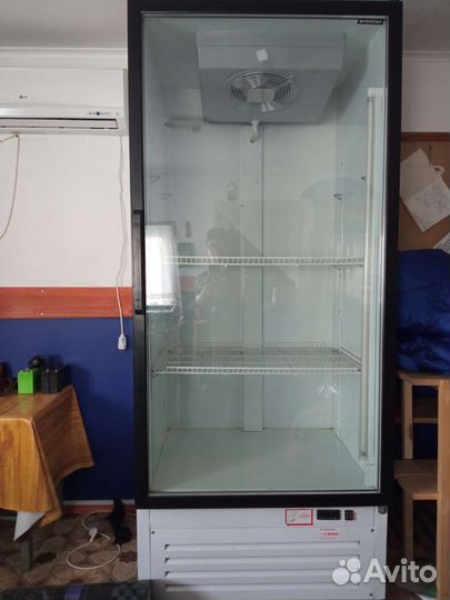 Холодильник витрина б/у