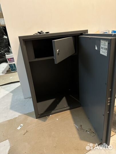 Сейф (шкаф бухгалтерский) LTS-65Ms