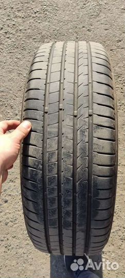 Bridgestone Alenza 001 215/65 R16