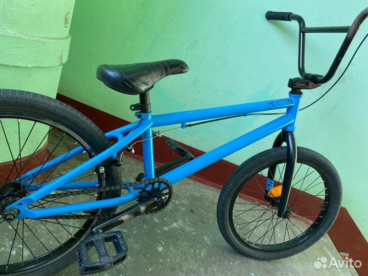 Трюковой велосипед BMX