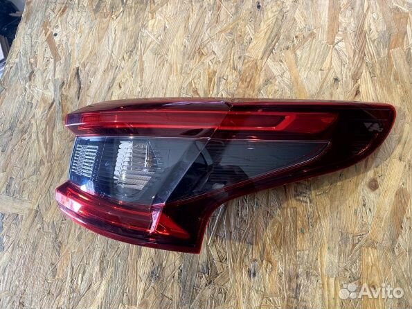 Nissan Qashqai J11 фонарь задний правый