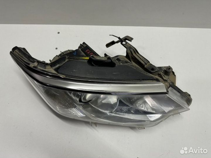 Фара адаптивная передняя правая Toyota Camry