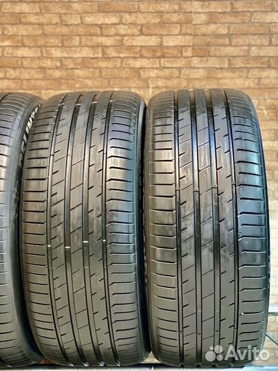 Delinte DS7 Sport 275/40 R22