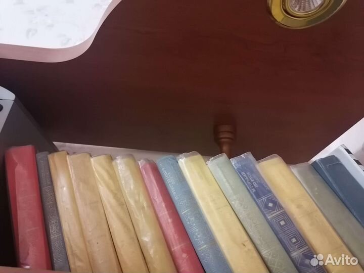 Книги русская и зарубежная классика