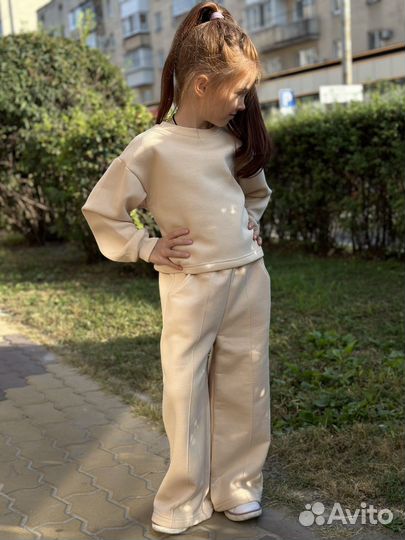 Костюм осенний на флисе для девочки