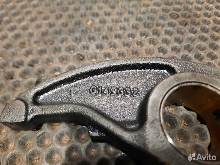 Рокер выпускного клапана Renault Premium