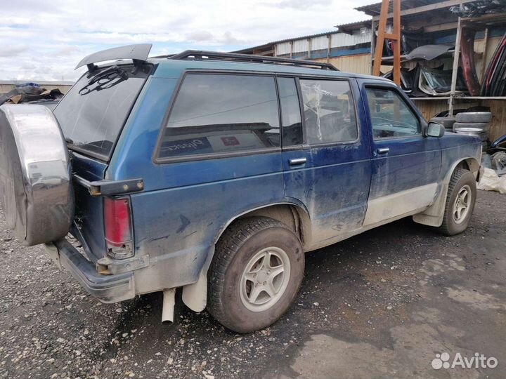 Запчасти бу для Шевроле Блейзер Blazer S10 GMC S15