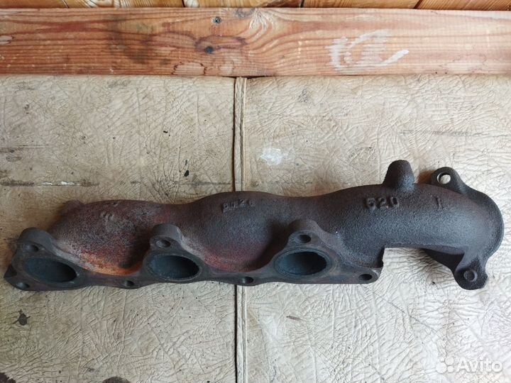 Выпускной коллектор 6G72 (правый и левый)