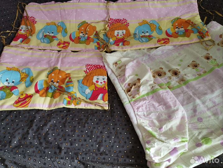 Бортики в кроватку для девочки