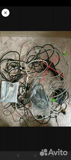 Зарядки и наушники